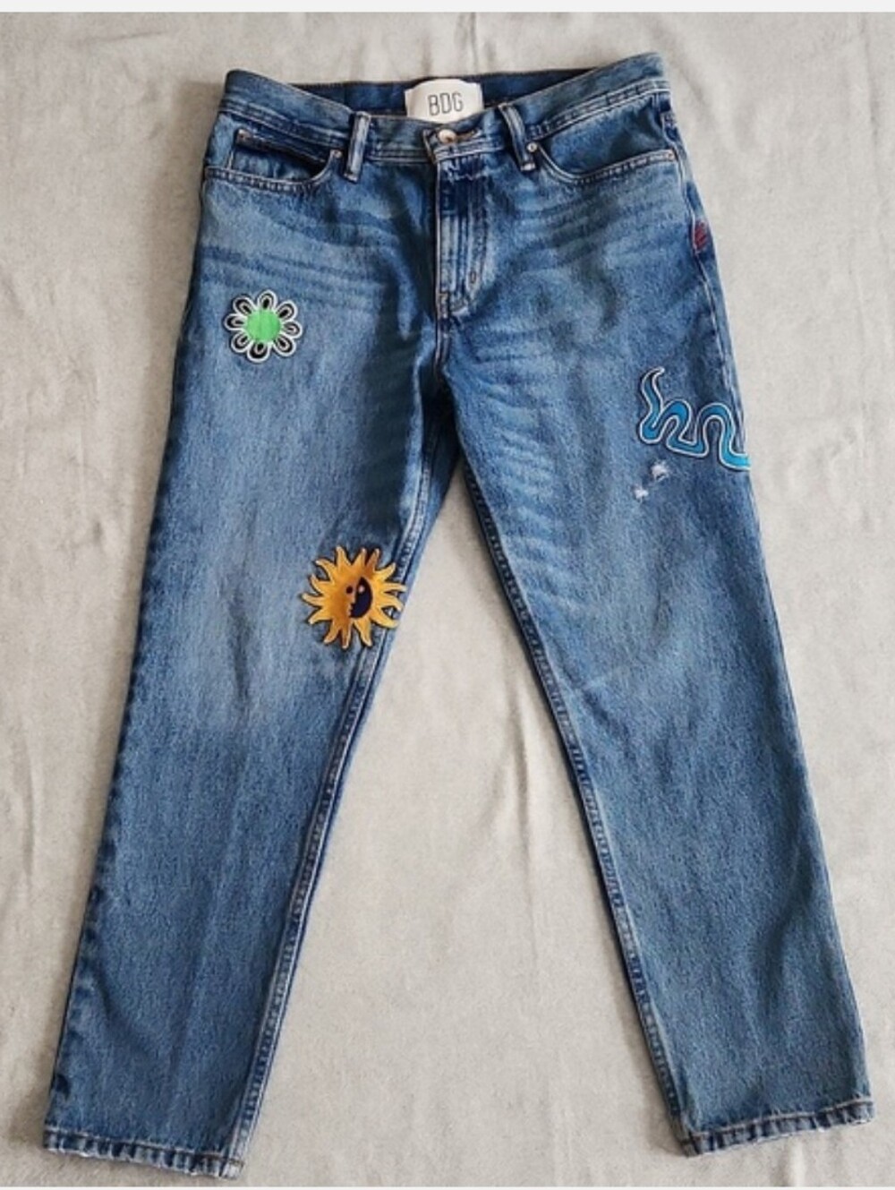 BDG Dad Slim Tapered Fit Jean Patched Medium Wash size 30